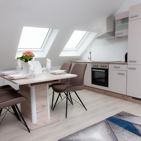 T&K Apartments Near Messe Fair Trade Duesseldorf Und Airport 3A ドゥイスブルグ エクステリア 写真
