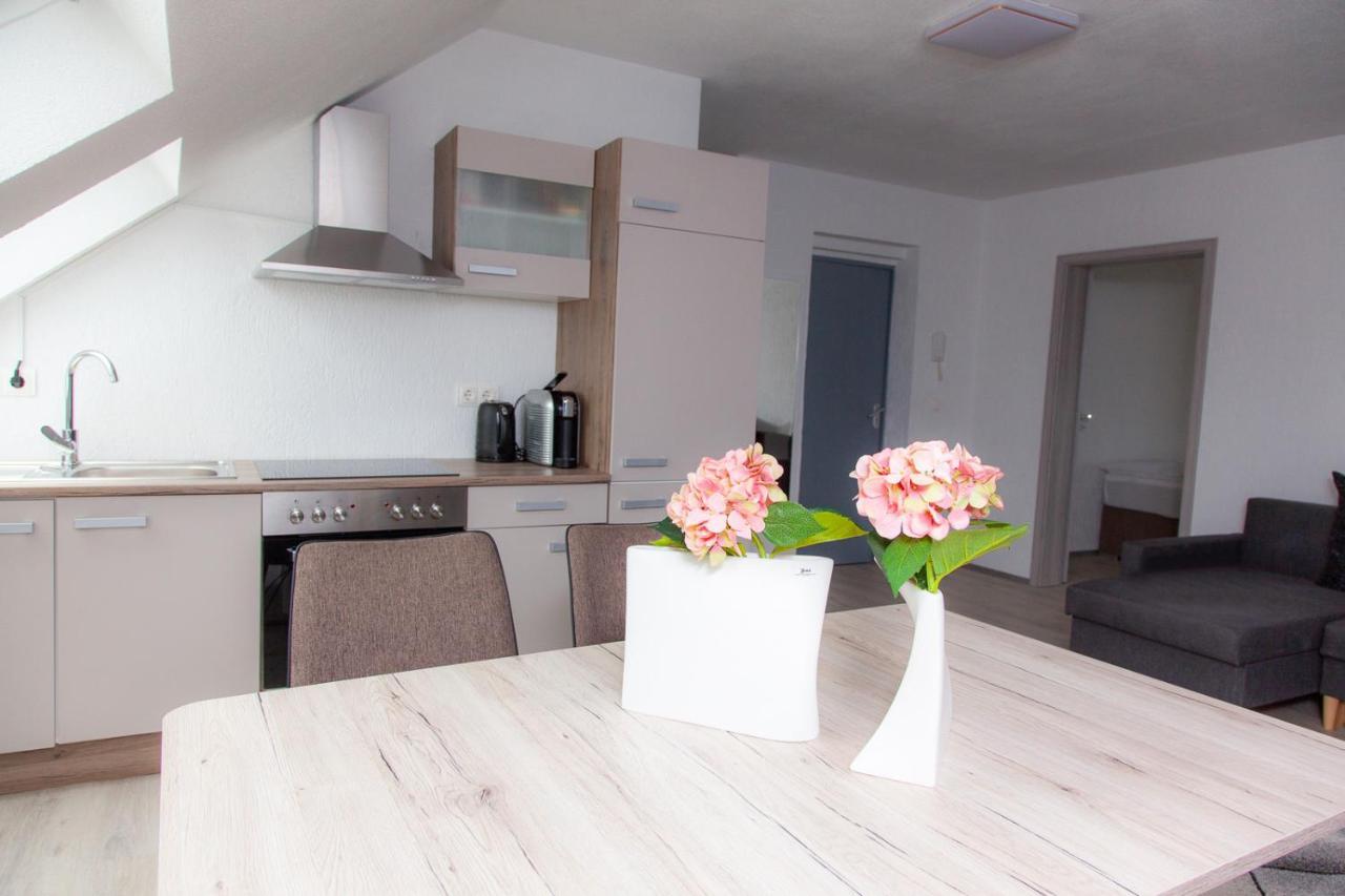 T&K Apartments Near Messe Fair Trade Duesseldorf Und Airport 3A ドゥイスブルグ エクステリア 写真