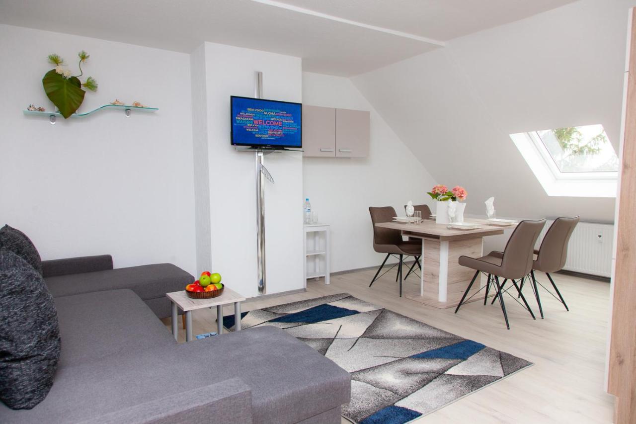 T&K Apartments Near Messe Fair Trade Duesseldorf Und Airport 3A ドゥイスブルグ エクステリア 写真